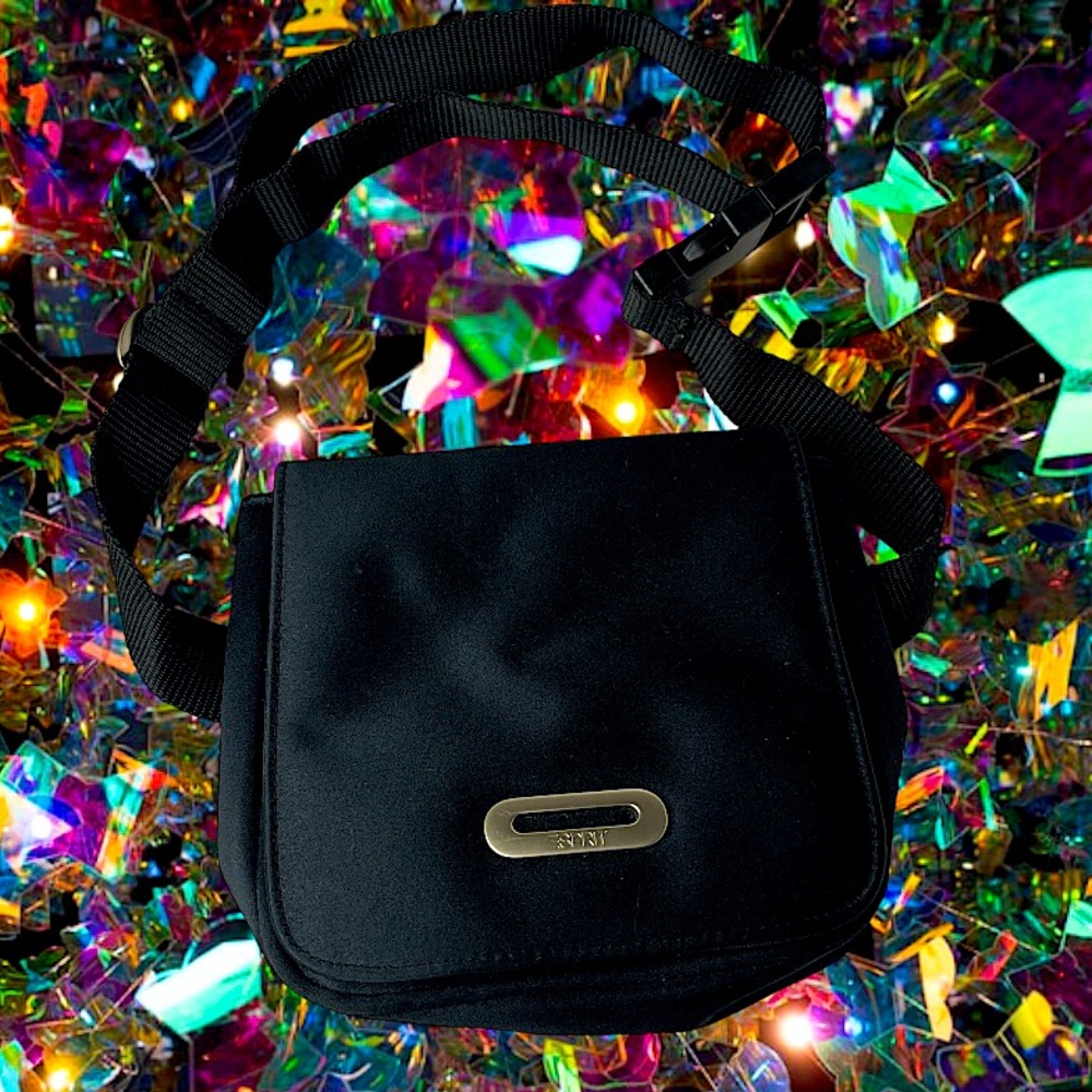 Esprit 90s Fanny Pack